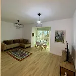 Elma\'S Apartament Center Of Tirana